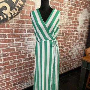 Eva Mendes Elegant Long Green and White Striped dress